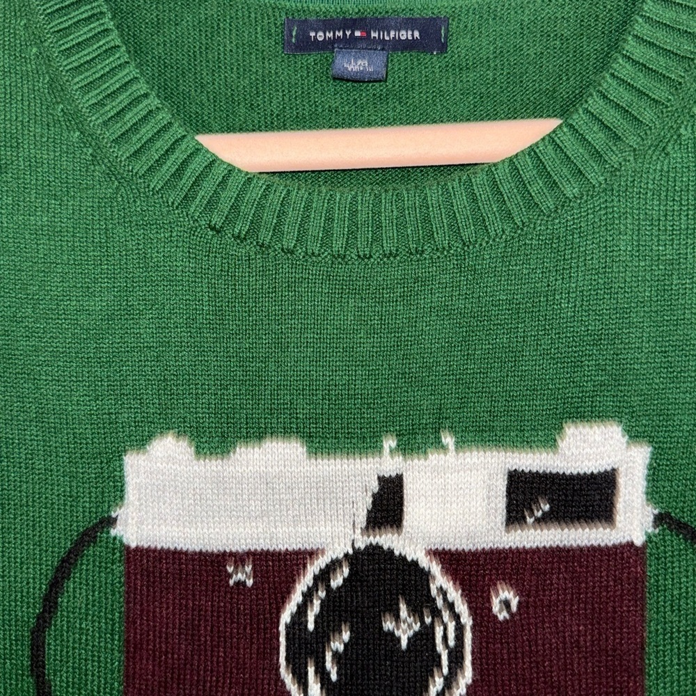 Tommy Hilfiger Green Camera Graphic Crewneck Sweater Large - Picture 3 of 8
